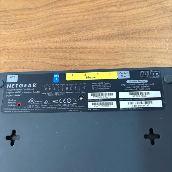 Netgear N600 Router - Picture 7 of 10